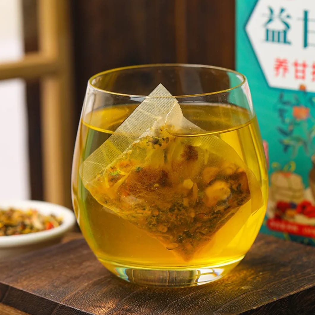 THE THERAPEUTIQUE AU 18 SAVEURS